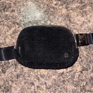Lululemon Sherpa Belt Bag